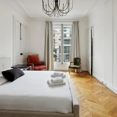 Apartment Ac Luxury 6 People At Champs Elysees By Weekome *